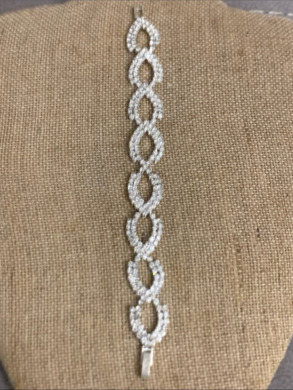 NWOT Silver Crystal Link Bracelet - Elegant Women's Jewelry